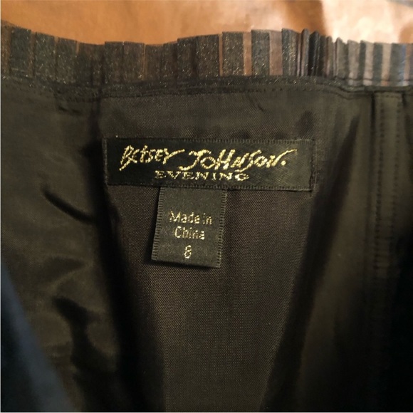 Betsey Johnson Evening Strapless Pleated Dress w/Cummerbund Size 8 Like New! - Picture 5 of 11